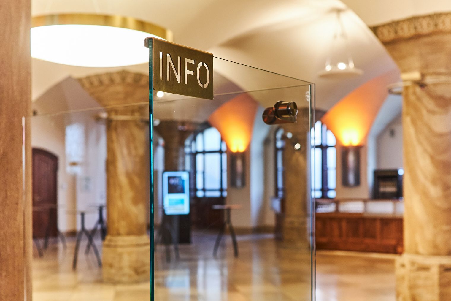 Info-Bereich im Foyer des Volkshaus Jena